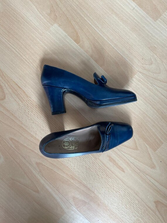 Elegant Vintage Italian Blue Leather Gatto Shoes EU… Gem