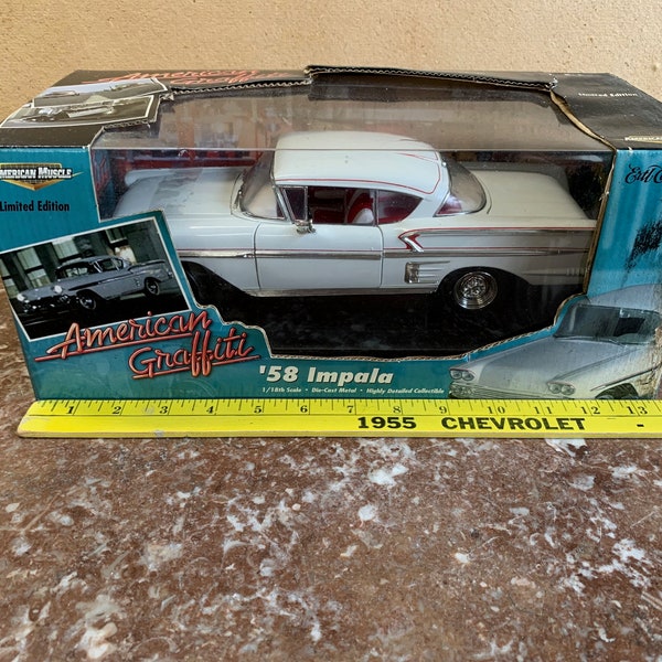 ERTL American Muscle 1/18 – Ford Mustang 1965 Convertible – Bleue (Neuve En Boîte)