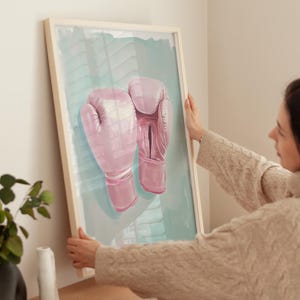 Impresión de guantes de boxeo rosas, impresiones de arte deportivo, decoración de sala de boxeo, póster de gimnasio rosa, decoración de sala de ejercicios, impresión de coqueta de moda, regalo para amantes del boxeo