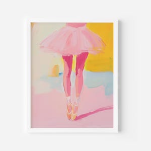 Puede incluir: Una pintura de una bailarina con un tutú rosa y zapatillas de punta. El fondo es un diseño abstracto amarillo y rosa.