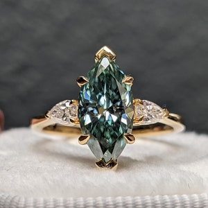 Cyan Blue Marquise Cut Moissanite Three Stone Engagement Rings For Women, Claw Prong Wedding Gift For Her, Colored Marquise Proposal Ring