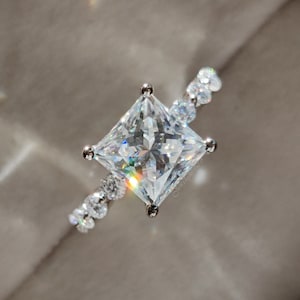 Princess cut Moissanite Engagement Ring, Classic Anniversary Ring For Her, Square Bubble Prong Setting White Gold Promise Ring Birthday Gift