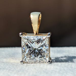 Solitaire Princess Cut CVD Diamond Pendant Necklace IGI Certified Customize Lab Grown Essential Pendant Personalized Gifts Handmade Jewelry