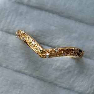 Chevron Blatt Moissanite Ehering Solid Gold Floral Verlobungsring, Minimalist Vorschlag Band