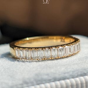 Vertical Baguette Moissanite Eternity Band - 14K Gold Wedding Ring
