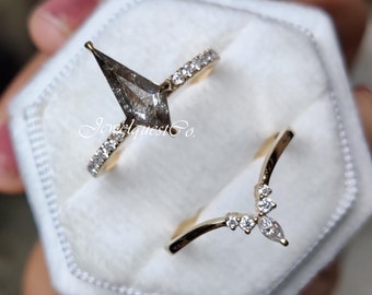 Black Salt And Pepper Diamond Bridal Set Ring, Kite Shape Art Deco Salt And Pepper Wedding Band Set, Salt And Pepper Diamond Ring Set