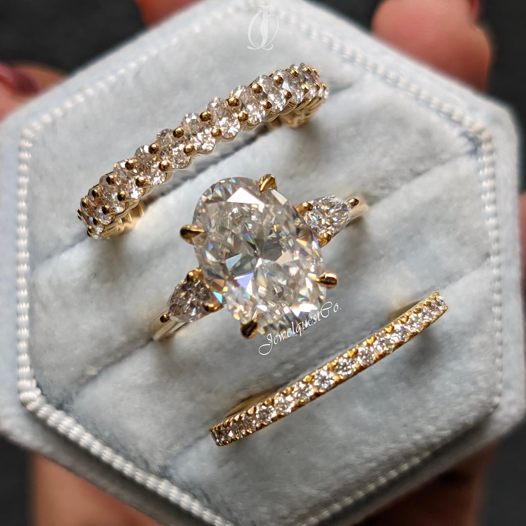 Oval Cut Moissanite Three Stone Ring With Delicate Wedding Band, 14K ...
