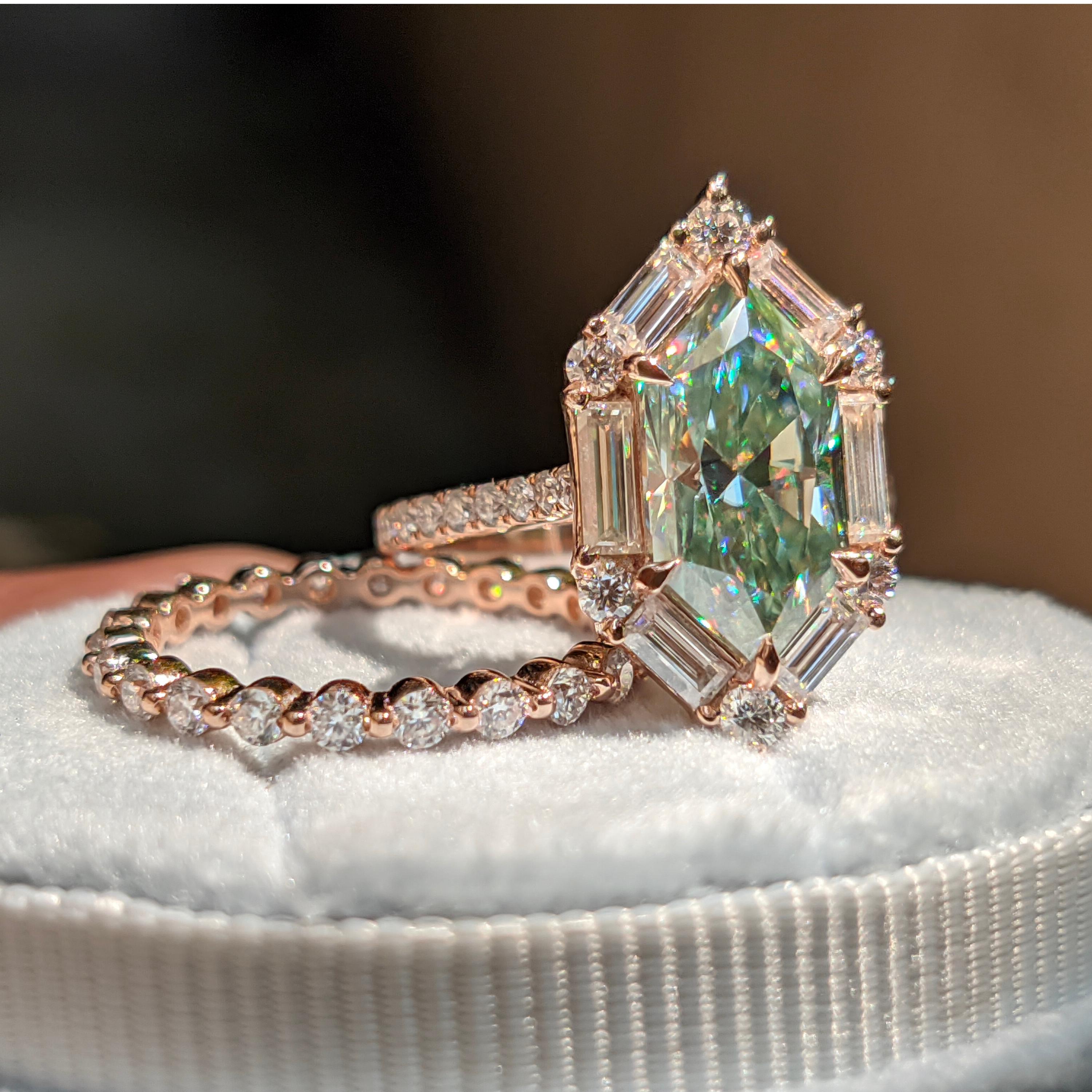 Cyan Blue Dutch Marquise Baguettes Halo Moissanite Engagement Ring Set Floating Style Matching Wedding Band Classic Hexagon Bridal Ring Set