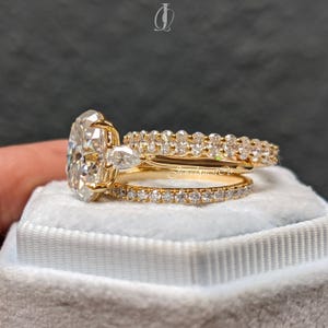 Oval Cut Moissanite Three Stone Ring With Delicate Wedding Band, 14K ...