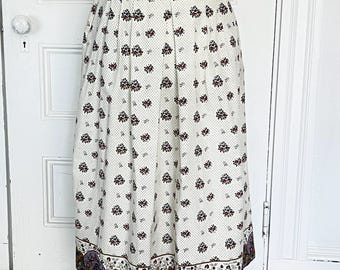Vintage Pleated Cotton Skirt: White Oulivado Fabric, Size 16