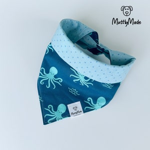 Beach Day Bandana - Reversible Snap Bandana - Aesthetic Bandana - Pet Bandana - Cute Dog Bandana - Dog Accessories - Dog Gifts - Octopus