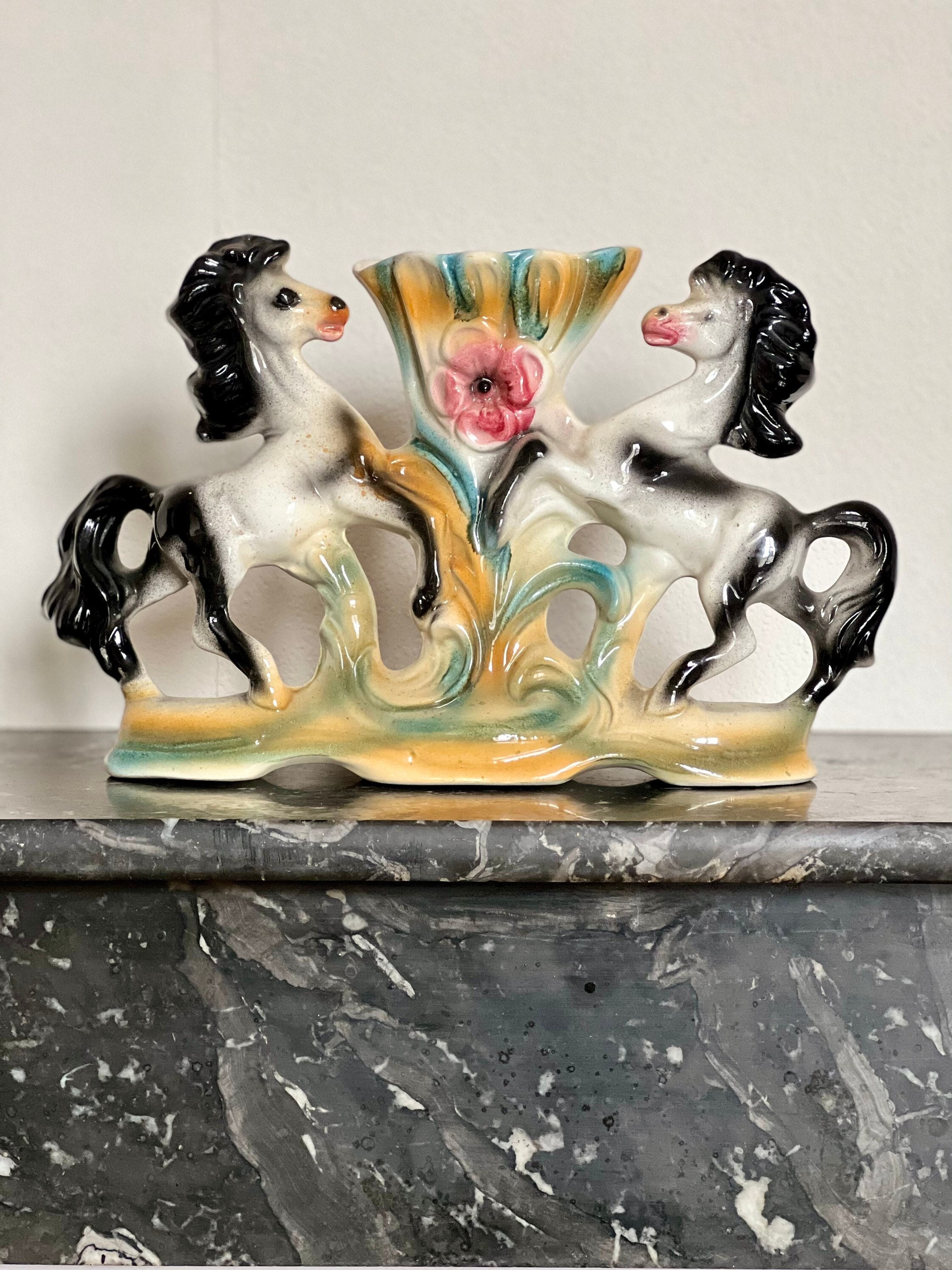 馬と風景の陶器花瓶 Italy horse vase - Etsy 日本