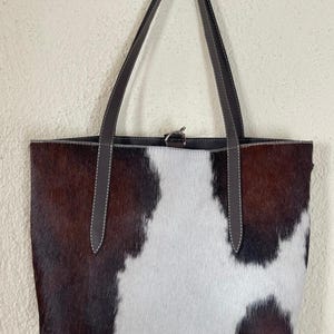 Sac en peau de vache, sac en cuir, sac à bandoulière, shopper, cousu à la main, détails affectueux, Svarowski