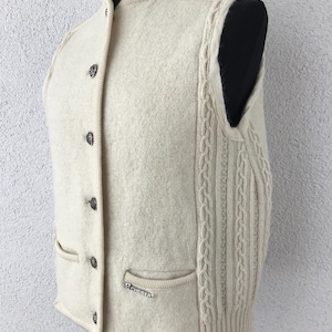 Chaleco vintage Sigi Scheiber de los años 80 en lana hervida color crema para mujer, chaqueta sin mangas, chaleco Dirndl Trachten, chaleco tirolés, chaleco con botones, talla mediana