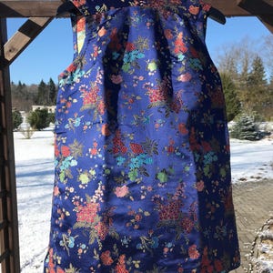 Vintage Navy Blue Colourful Floral Print Chinese Style Top Blouse Sleeveless Shirt Mandarin Collar Zipper China Blouse Asian Style Shirt M