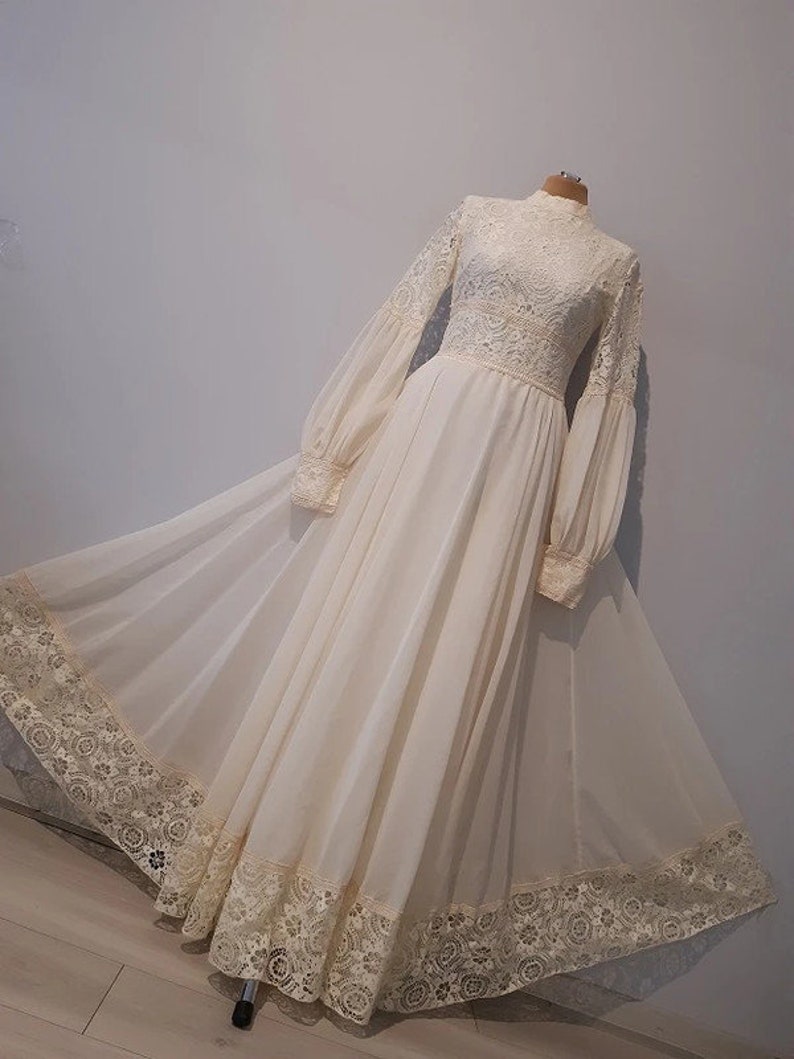Robe de mariée de conte de fées vintage Robe de fée en dentelle Puff
