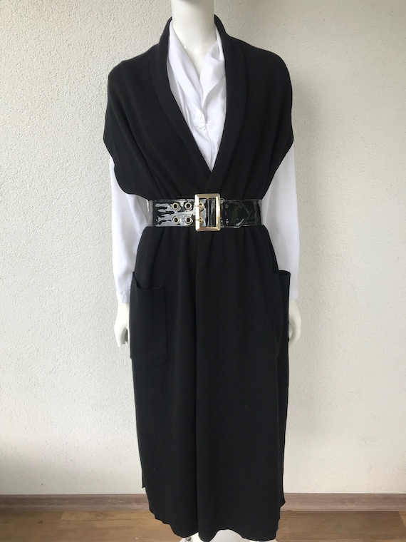 chinese dress ladies FW'24: Long Button-Front Tails Vest in Wool