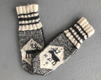 Norwegian Wool Gloves Hand Knitted Nordic Mittens Handmade Woolen Winter Gloves Warm Vintage Women's Mittens - Women's Size / 7