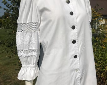 Vintage 1980s Perry Landhaus blanco algodón ojal Frilly Ruffle camisa blusa top austriaco alemán Dirndl Lederhosen Prairie Peasant Sz Medium