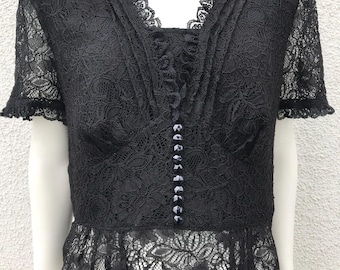 Vintage 80s Black Lace Blouse With Short Sleeves Short Sleeved Embroidered Top Evening Top Elegant Statement Shirt Transparent Top Size XL