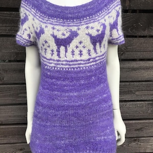 Vintage Knitted Alpaca Blend Sweater Short Sleeve Blouse Hand Knit Purple White Patterned Vest Crew Neck Knit Icelandic Sweater Size Medium