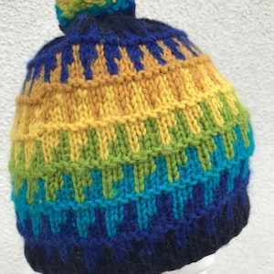 Vintage Men&#39;s Hand Knitted Bobble Beanie Hand Knit Woolen Cap Pom Pom Beanie Hat Wool Knitted Colourful Beanie Hat Winter Hat Handmade