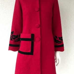Vintage 1980’s Minimalist Embroidered Red Wool Coat Long Sleeve Buttoned Womens Wool Coat  Pockets Button Front Full Length Size Small