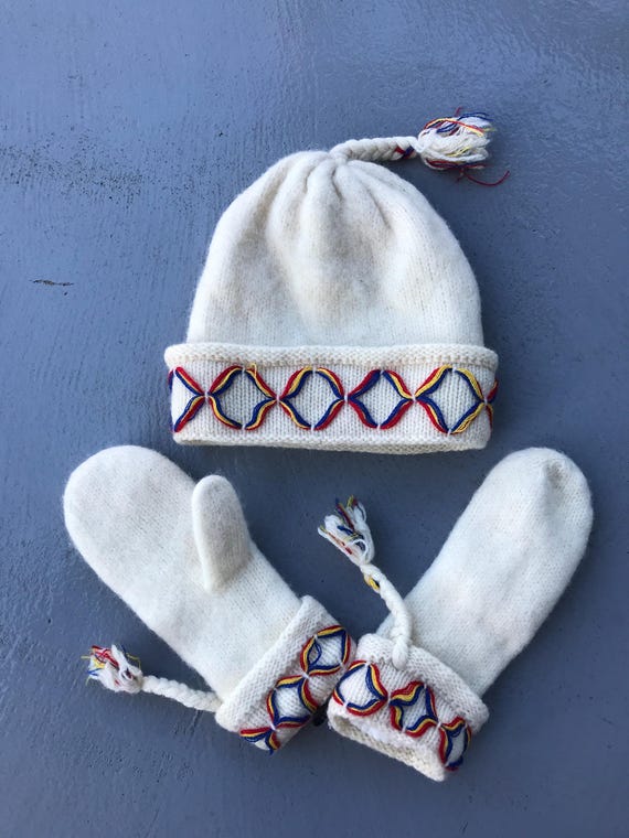 Vintage Cream Crochet Newsboy Cap and Matching Knit Gloves Gloves Newsboy Hat - Etsy main image 2