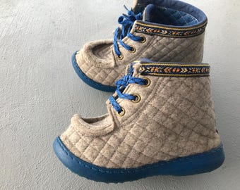 Vintage Norwegian Felt Wool Stitched Winter Boots Lobben Snow Shoes Made in Norway Gray Children Women Wedge Sole Platform Old Size EU 35