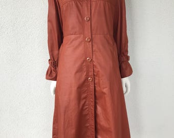 Vintage 70er Stilvoller Langer Regenmantel Karamell Braun Parka Lang Ärmel Frauen Trenchcoat ausgestattet Lange Jacke Herbst Frühling A-Line Mantel Größe S