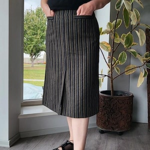 Vintage 80s Gerard Pasquier Black Gray Blue Vertically Striped Wool Fall Winter Skirt Front Back Slit A-Line Skirt Casual Midi Skirt Medium