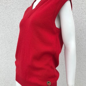 Busnel Vintage red vest Retro wool casual vest V neck wool vest gilet top 1990s Red knit sweater vest fall winter women/men outfit Size S-M