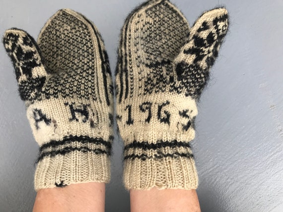Norwegian Wool Gloves Hand Knitted Nordic Mittens Handmade Woolen
