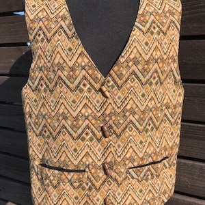 Vintage 90s Gentleman&#39;s Vest Classic Vest Tapestry Mens Waistcoat Office Mens Vest Steampunk Vest Geometric Pattern Beige Vest  Size Small