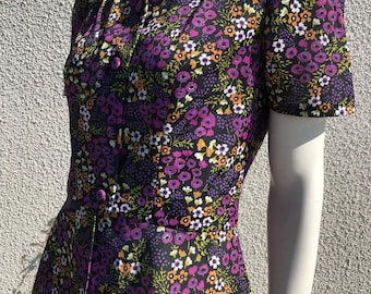 Vintage Women&#39;s 70s Button Up Blouse Black Purple Floral Print Blouse Colorful Blouse Cropped Multicolored Summer Jacket Blouse Top Medium
