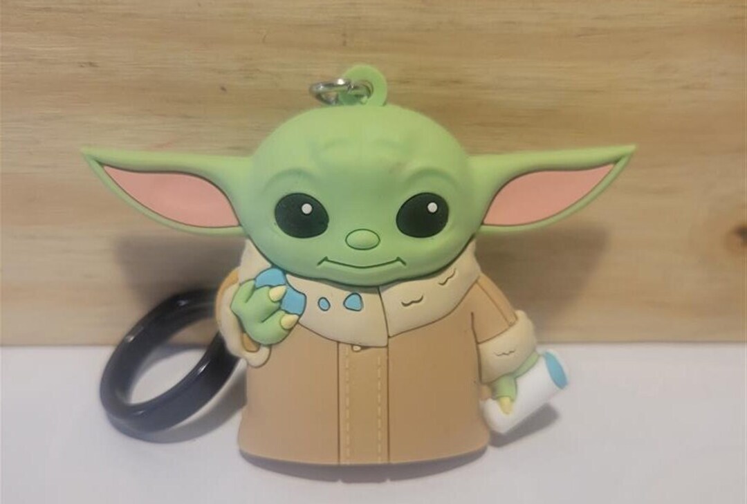 Grogu Keychain the Child Mandalorian Keychain Star Wars Etsy