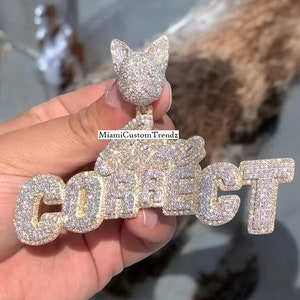 Colgante de letra de doble capa, colgante con nombre de moissanita real, cara de bulldog, colgante de hip hop, colgante de rapero, acabado en oro amarillo de 14 quilates, regalo para él