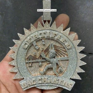 Colgante de personaje de diseño personalizado en 3D, logotipo helado, colgante de letra, acabado en oro de dos tonos de 14 k, regalo para él, plata 925, positivo en el probador