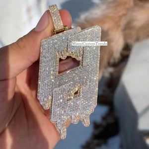 Colgante de letra con gotas de hielo, colgante de 2 letras de moissanita real, diseño de hip hop, colgante en capas, plata 925, acabado en oro amarillo de 14 quilates, regalo