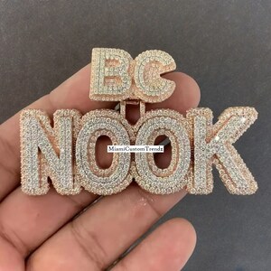 Colgante de letra de dos capas de moissanita real, colgante de hombre con nombre personalizado, colgante helado, plata de ley 925, acabado en oro rosa de 14 k, idea de regalo