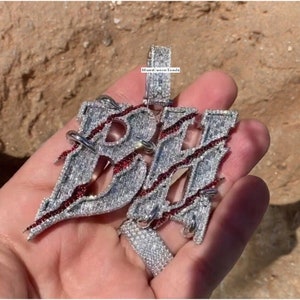 Colgante de letras de aspecto 3D para hombre, encanto de letra personalizado de diamante moissanita, letra baguette, plata de ley 925, oro blanco de 14 k FN, regalo para él