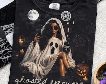 ゴーストされたみんなPNG、トレンディなゴーストガールハロウィングラフィックTシャツデザイン、不気味なコーヒーゴースト美学、ダークシャツPNG、デジタルダウンロード