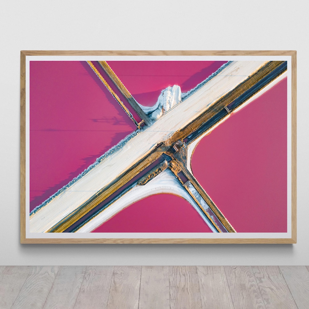 ピンクソルトポンドの航空写真：サンフランシスコの抽象的な風景