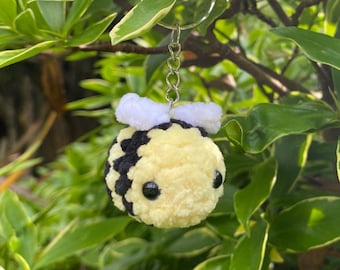 Crochet bee key ring, bee key ring, crochet key ring, crochet key ring, bee crochet, crochet bee, bee amigurumi