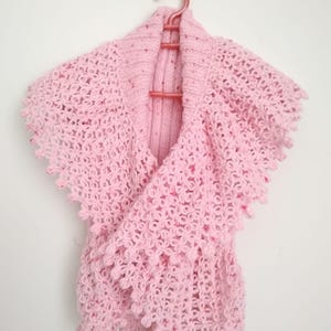 Hand-Knitted Baby Vest – 0-12 Months – Soft Wool – Newborn Gift