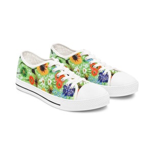 Women&#39;s Low Top Sneakers