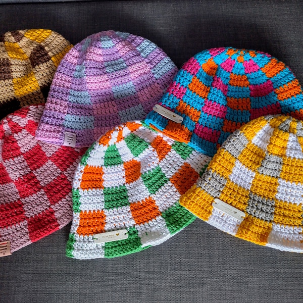 Crochet CHECKERED BUCKET HAT - (adult, child & baby size available) - summer hat, spring hat, 3 colours hat, customizable hat, gift idea
