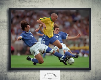 Soccer wall art digital download Printable wall decor Soccer game print Iconic footballers poster Ronaldo, Maldini and Cannavaro print