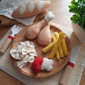 Felt Chicken Menu,Handmade Fun Felt Toys,Imitation Game,Eco-Friendly Felt Food Toy for Kids,Montessori,Educational Kitchen Toys,CookingToys