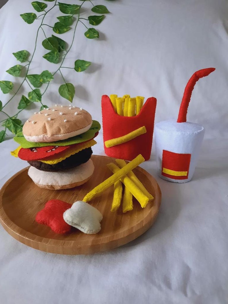 Felt Hamburger Set,Handmade Fun Felt Toys,Imitation Game,Eco-Friendly Felt Food Toy for Kids,Montessori,Educational Kitchen Toys,CookingToys image 1
